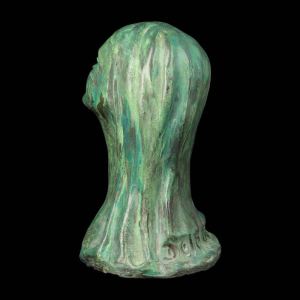 Charles Delporte 'Buste van een jonge vrouw' sculptuur in composietmaterialen