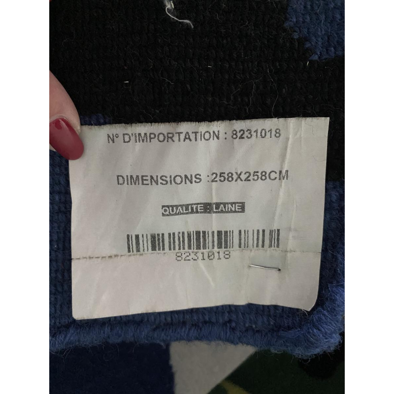 Contemporary rug, inspired by Matisse