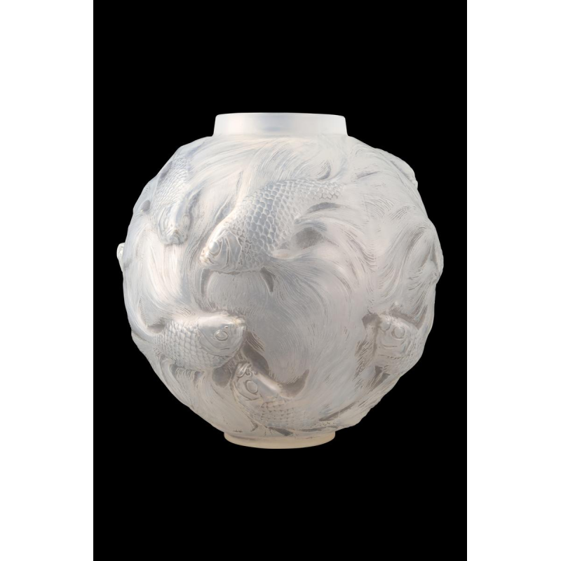 Vase "FORMOSE" (1924) in white blown-pressed molded opalescent glass by RENE LALIQUE (1860-1945)