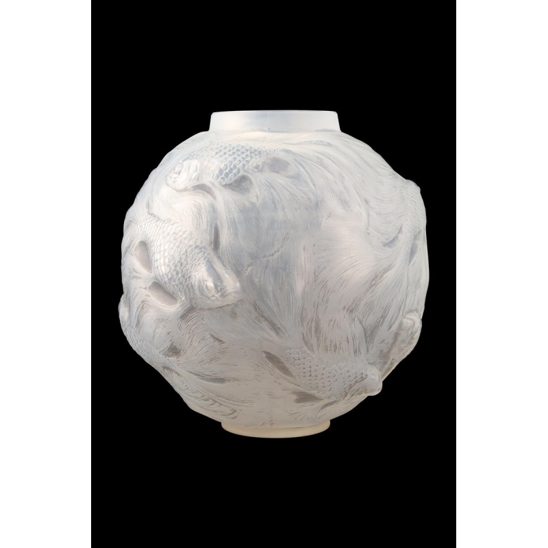 Vase "FORMOSE" (1924) in white blown-pressed molded opalescent glass by RENE LALIQUE (1860-1945)