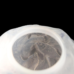 Vase « FORMOSE » (1924) en verre blanc soufflé-pressé moulé patiné opalescent De RENE LALIQUE (1860-1845) :