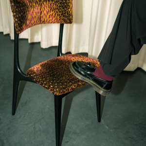 Set de 4 chaises modernistes dans le style d'Alfred Hendrickx, XXe s Set de 4 chaises modernistes dans le style d'Alfred Hendrickx, XXe s