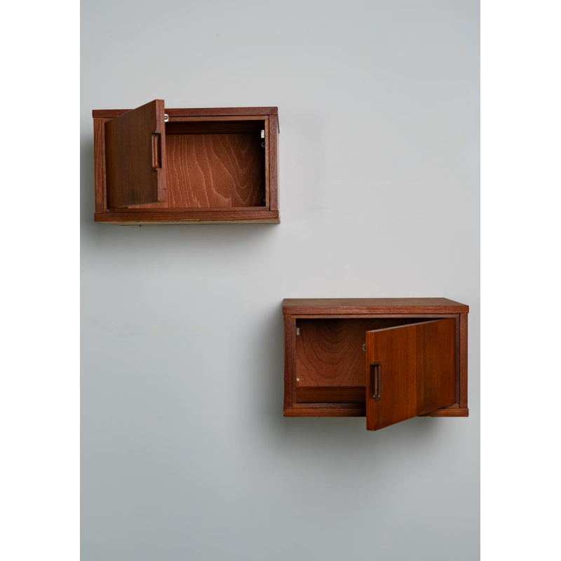 Set de 2 tables de nuit flottantes vintage Set de 2 tables de nuit flottantes vintage