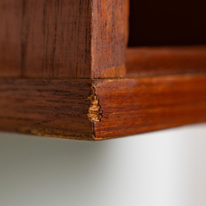 Set van 2 vintage zwevende nachtkastjes Set van 2 vintage zwevende nachtkastjes