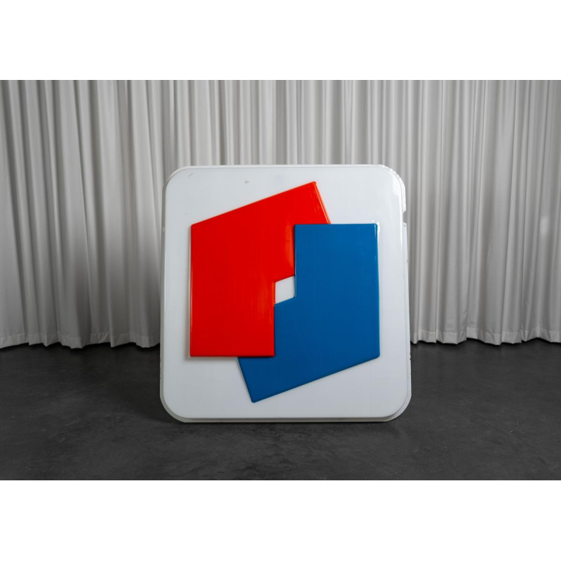 Plaque de boite lumineuse publicitaire Elf, 1967 Plaque de boite lumineuse publicitaire Elf, 1967