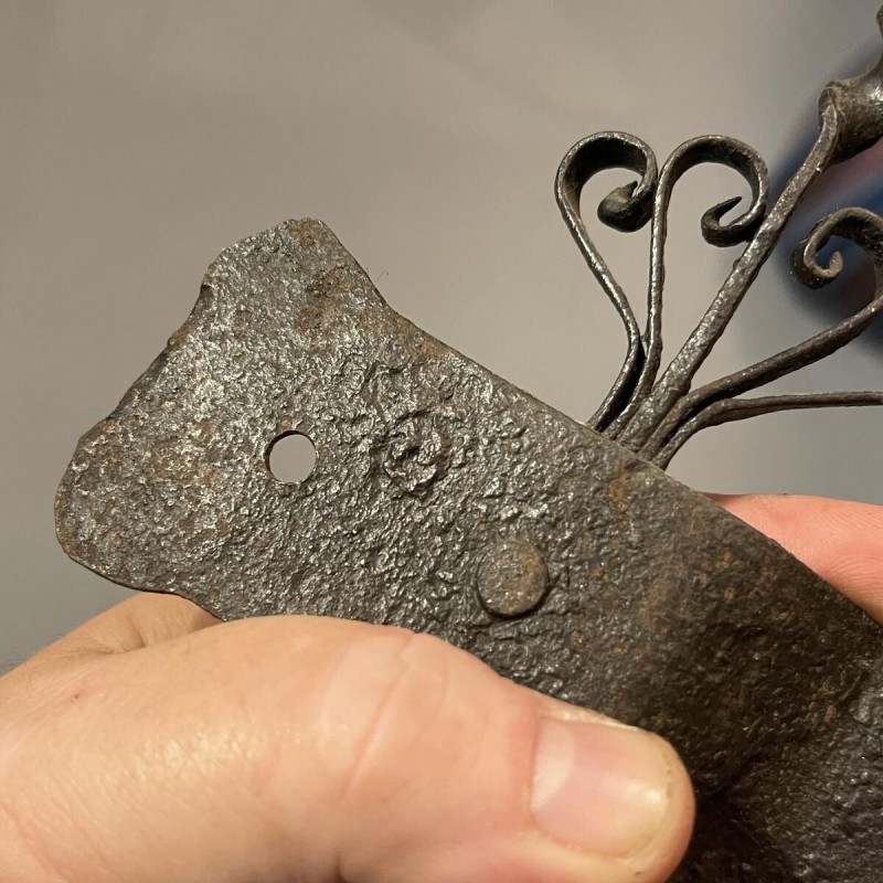 Ancien présentoir de boucherie / cuisine en fer forgé pour salaisons ou ustensiles, 19ème s