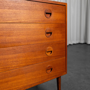 Rud Thygesen & Johnny Sørensen for HG Furniture, teak chest of drawers, Denmark, 1960 Rud Thygesen & Johnny Sørensen for HG Furniture, teak chest of drawers, Denmark, 1960