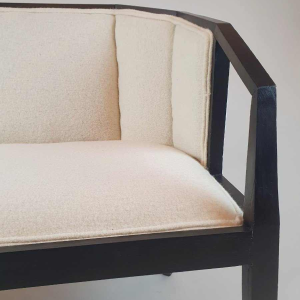 SOLD .Banquette Art Déco complètement restaurée et regarnie, ca 1930