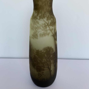 Val-Saint-Lambert, multi-layered vase with industrial coal mine decoration, ca 1910