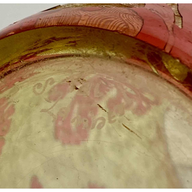 Cristallerie du val-Saint-Lambert, Algues vase urane glass lined and acid-etched, 1897