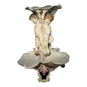 Grand centre de table en majolique, Putti et coquilles, Italie fin 19e s - début 20e s