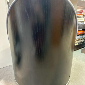 Ligne Roset, fauteuil van leer en hout, 21e eeuw