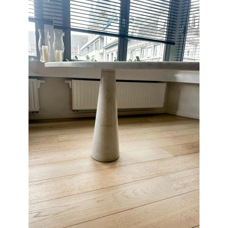 Angelo Mangiarotti, Eros tafel in wit Carrara-marmer, jaren 70