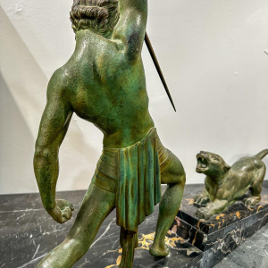 Bronzen groepssculptuur van Demeter Chiparus "De Jacht", Art Deco, jaren 30