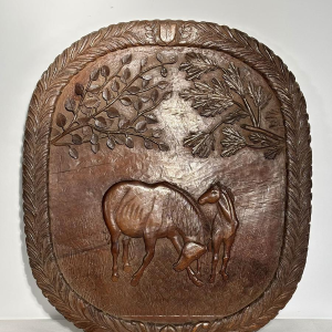 Ensemble de trois panneaux monoxyles sculptés à décor animalier, Art populaire, ca 1900