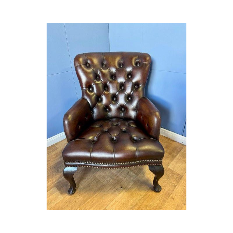 Paire de petits fauteuils chesterfield anglais - milieu du XXe siècle