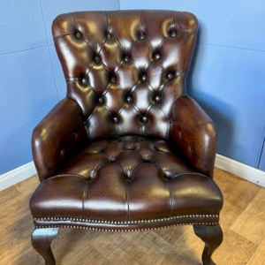 Pair of small English Chesterfield armchairs - mid-20th century