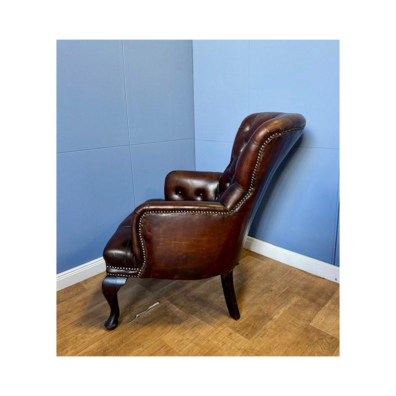 Paire de petits fauteuils chesterfield anglais - milieu du XXe siècle