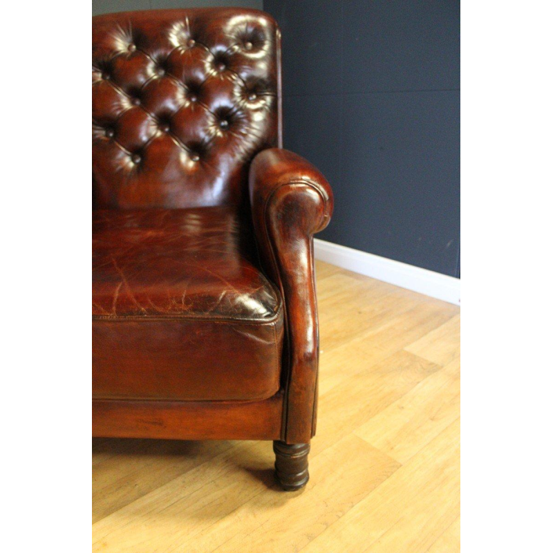 Pair of restored leather armchairs from the Château de Beauchêne in Saint-Saturnin-du-Limet, France, circa 1880