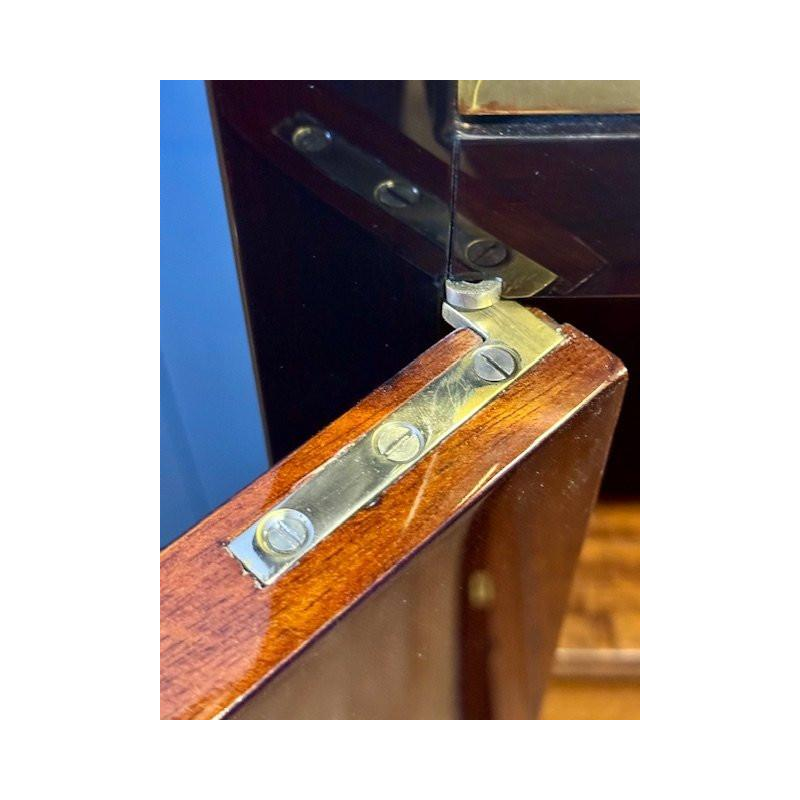 Vitrine ou bar Art Déco, placage et laiton poli, France vers 1930 - restauré