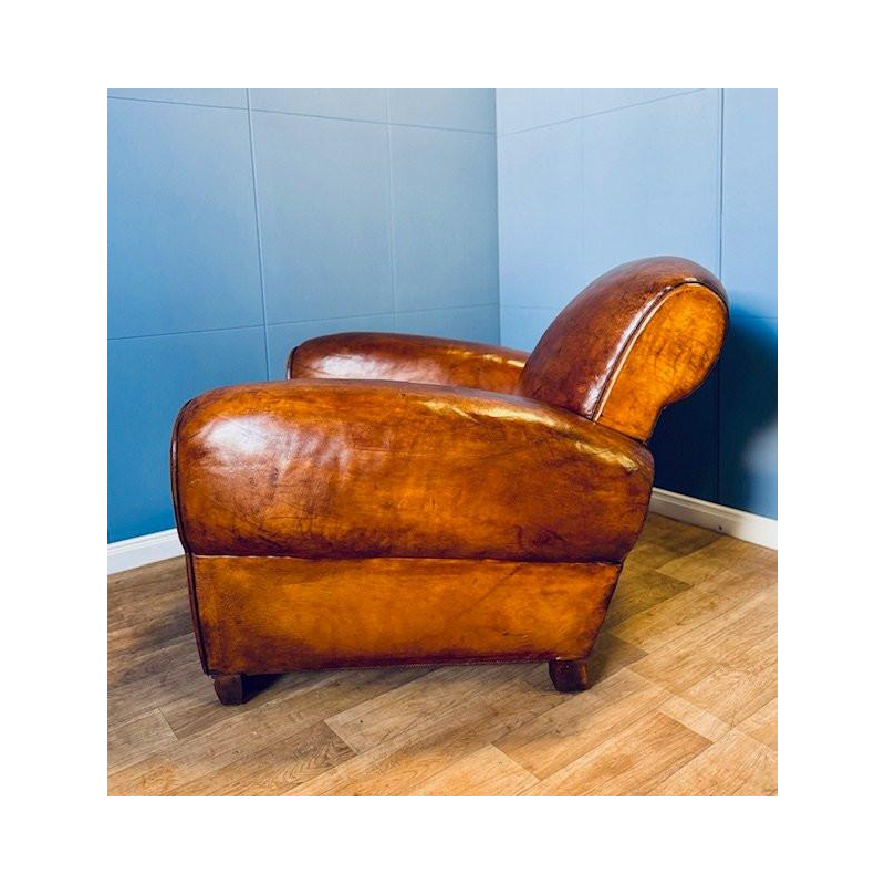 Classic Art Deco leather club chair - France circa 1920