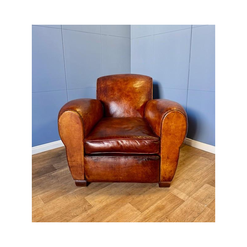 Classic Art Deco leather club chair - France circa 1920