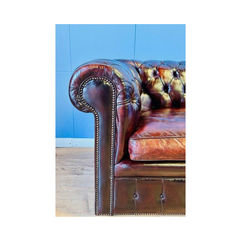 Engelse Chesterfield-tweezitsbank, origineel gepolijst leer, circa 1960/70