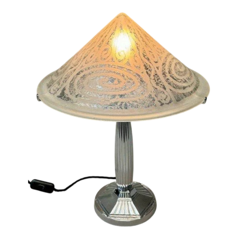 Art Deco table lamp in the style of Daum, circa 1925/1930