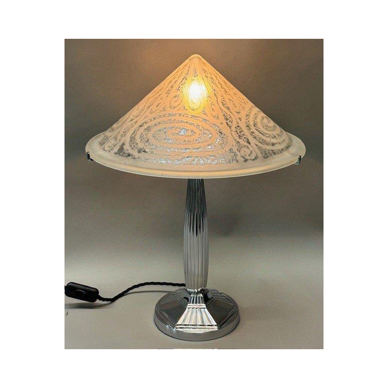 Art Deco table lamp in the style of Daum, circa 1925/1930