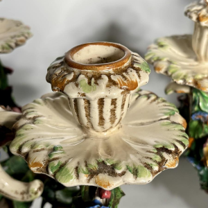 Paire de candélabres en céramique 'fiori applicati' de Bassano, Italie - 1920/1940