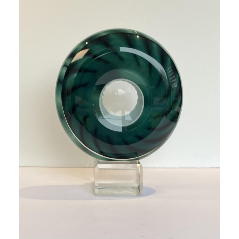 Alfred Collard, sculptuur "Disc" in helder kristal, drievoudig uitgevoerd in wit en groen