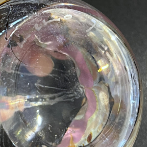 Louis Leloup, kristallen presse-papier versierd met metaaloxiden, eind 20e eeuw