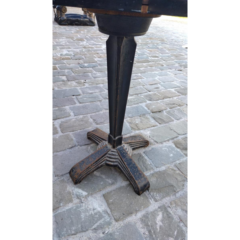 Louis Vuitton branded bistro table, circa 1920