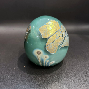 Louis Leloup, crystal paperweight decorated with metallic oxides, 1995