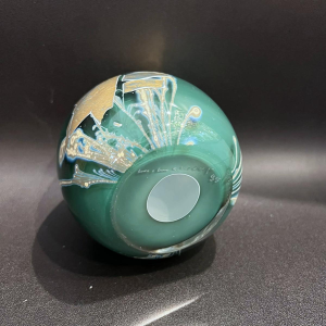 Louis Leloup, crystal paperweight decorated with metallic oxides, 1995