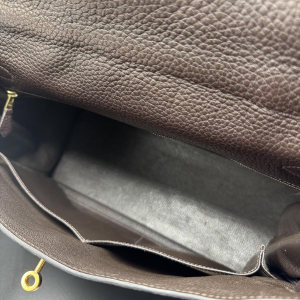Hermès, sac Kelly 35, cuir taurillon Clémence marron, 2003