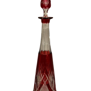 Val Saint Lambert, Carafe en cristal taillé incolore doublé rouge