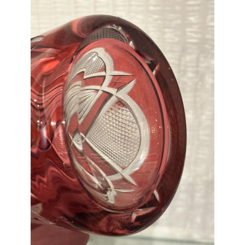 Val Saint Lambert, Decanter in colorless cut crystal with red lining