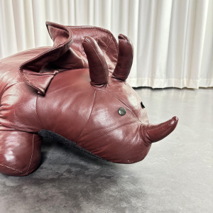 Pouf - Ottoman dinosaure en cuir, 1970