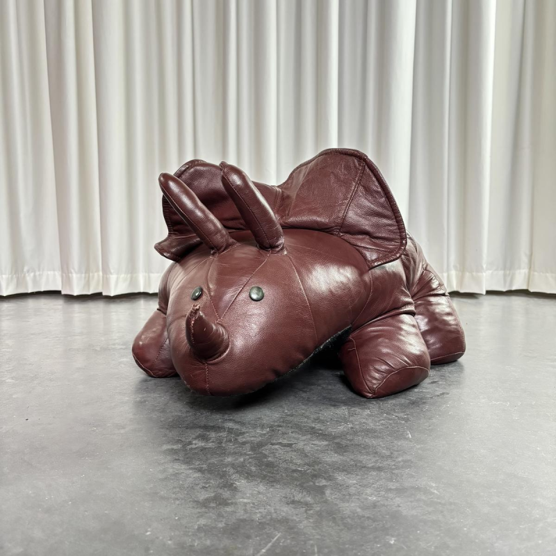 Pouf - Ottoman dinosaure en cuir, 1970