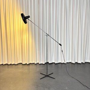 Lampadaire à contrepoids Mid Century Modern, par Boulanger Belgique 1960