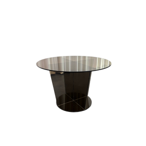 Table basse en verre fumé