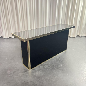 Console Hollywood Regency en plexiglass, laiton et miroir noir