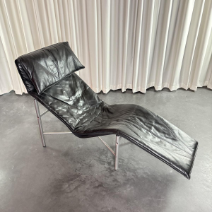 Tord Björklund for Ikea 'Skye' black leather chaise longue, Sweden 1980s