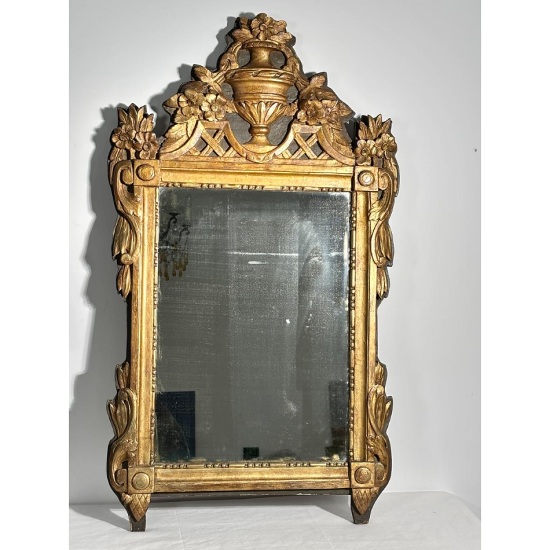 Miroir à fronton en bois et stuc doré - Epoque Louis XVI - XVIIIe siècle