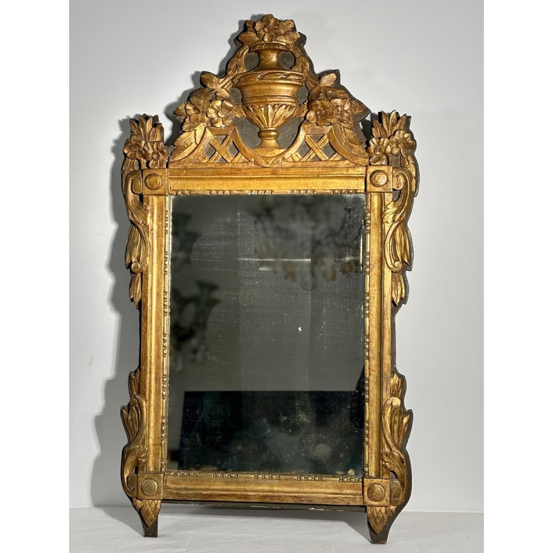 Miroir à fronton en bois et stuc doré - Epoque Louis XVI - XVIIIe siècle
