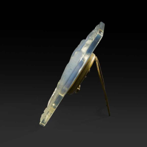 8-day clock 'INSEPARABLES' (1926) by RENE LALIQUE (1860-1945):