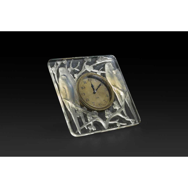 Pendulette 8 jours « INSEPARABLES » (1926) de RENE LALIQUE (1860-1945) :