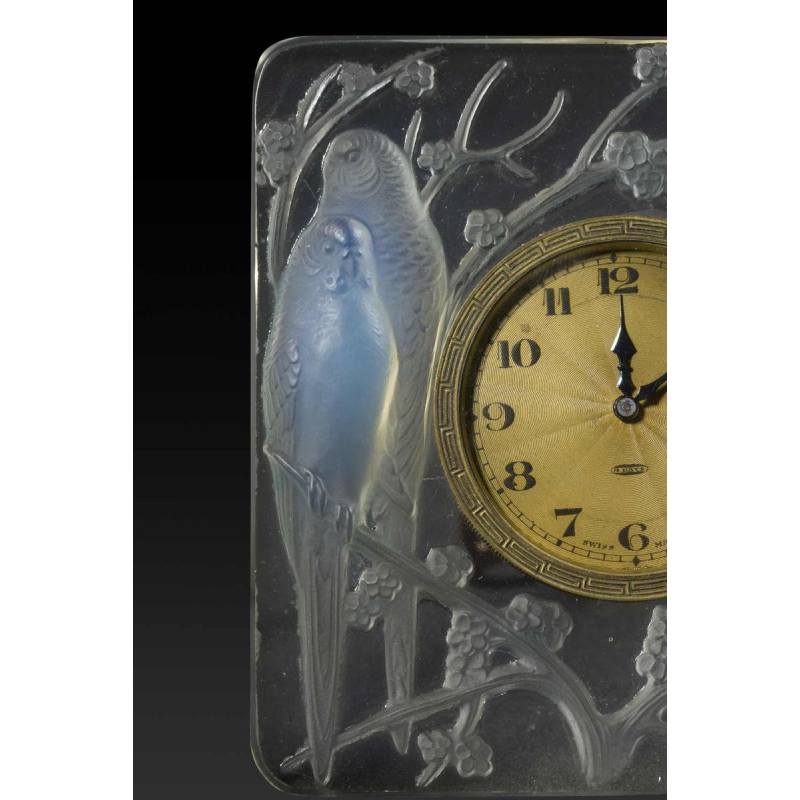 8-day clock 'INSEPARABLES' (1926) by RENE LALIQUE (1860-1945):