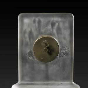 Pendulette 8 jours «QUATRE PERRUCHES » (1920) de RENE LALIQUE (1860-1945)